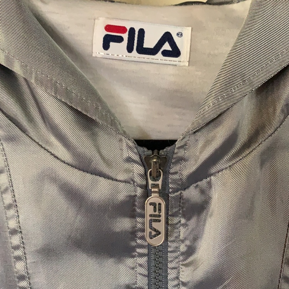 Vintage silver Fila hooded jacket windbreaker 14 - Picture 2 of 11